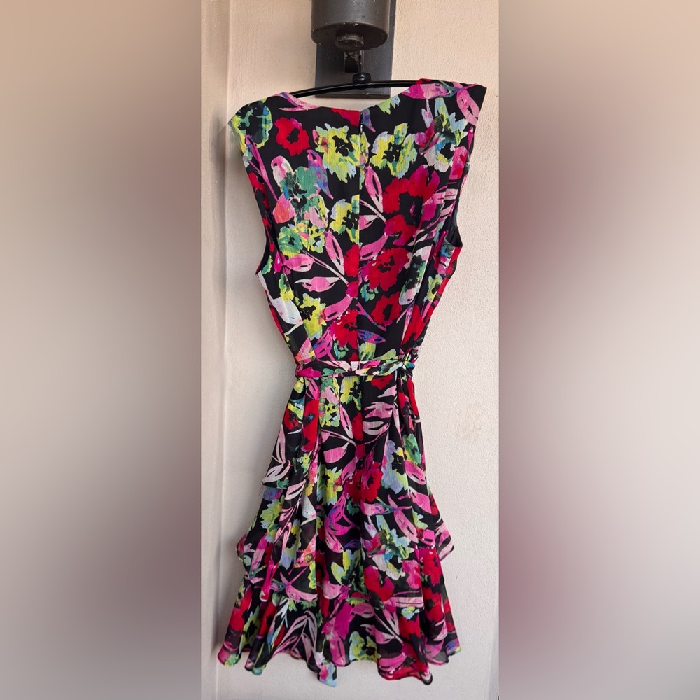 Tahari Levine Dress Vibrant Floral Short Cap Sleeve Waist Tie Layered Flowy 12P